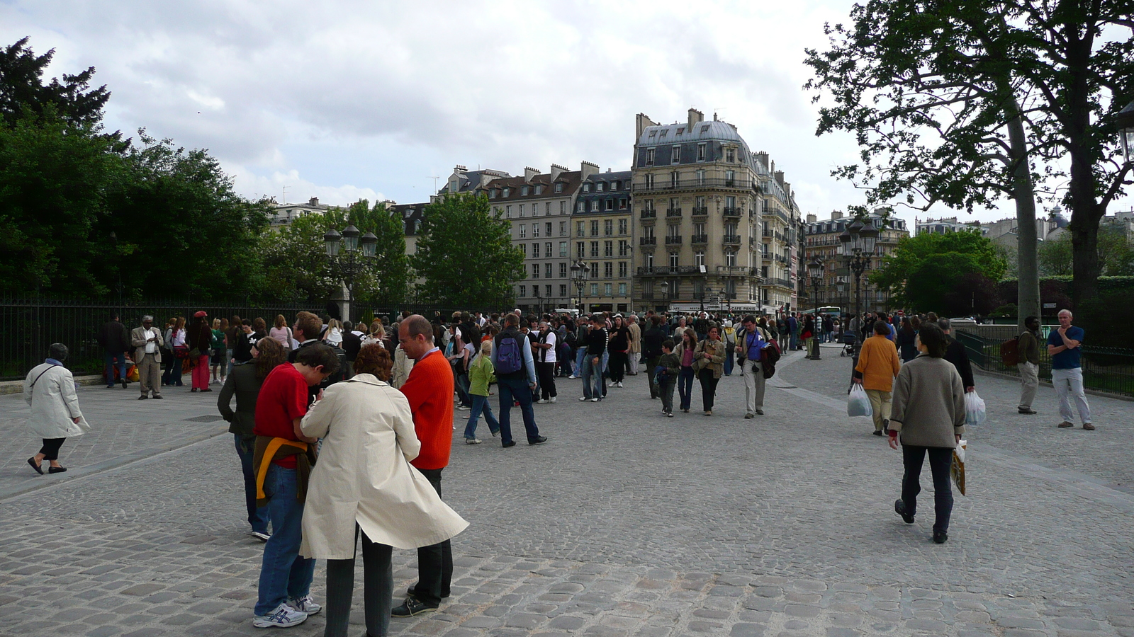 Picture France Paris Notre Dame 2007-05 255 - Road Map Notre Dame