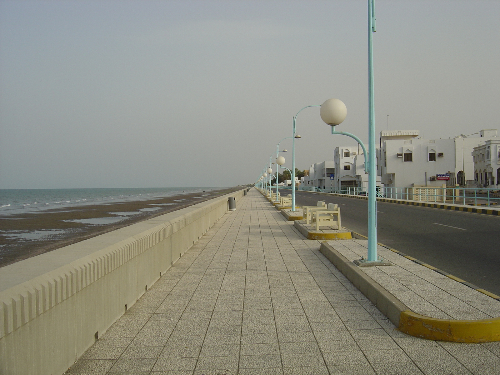 Picture Sultanate of Oman Sohar 2005-03 23 - Tourist Sohar