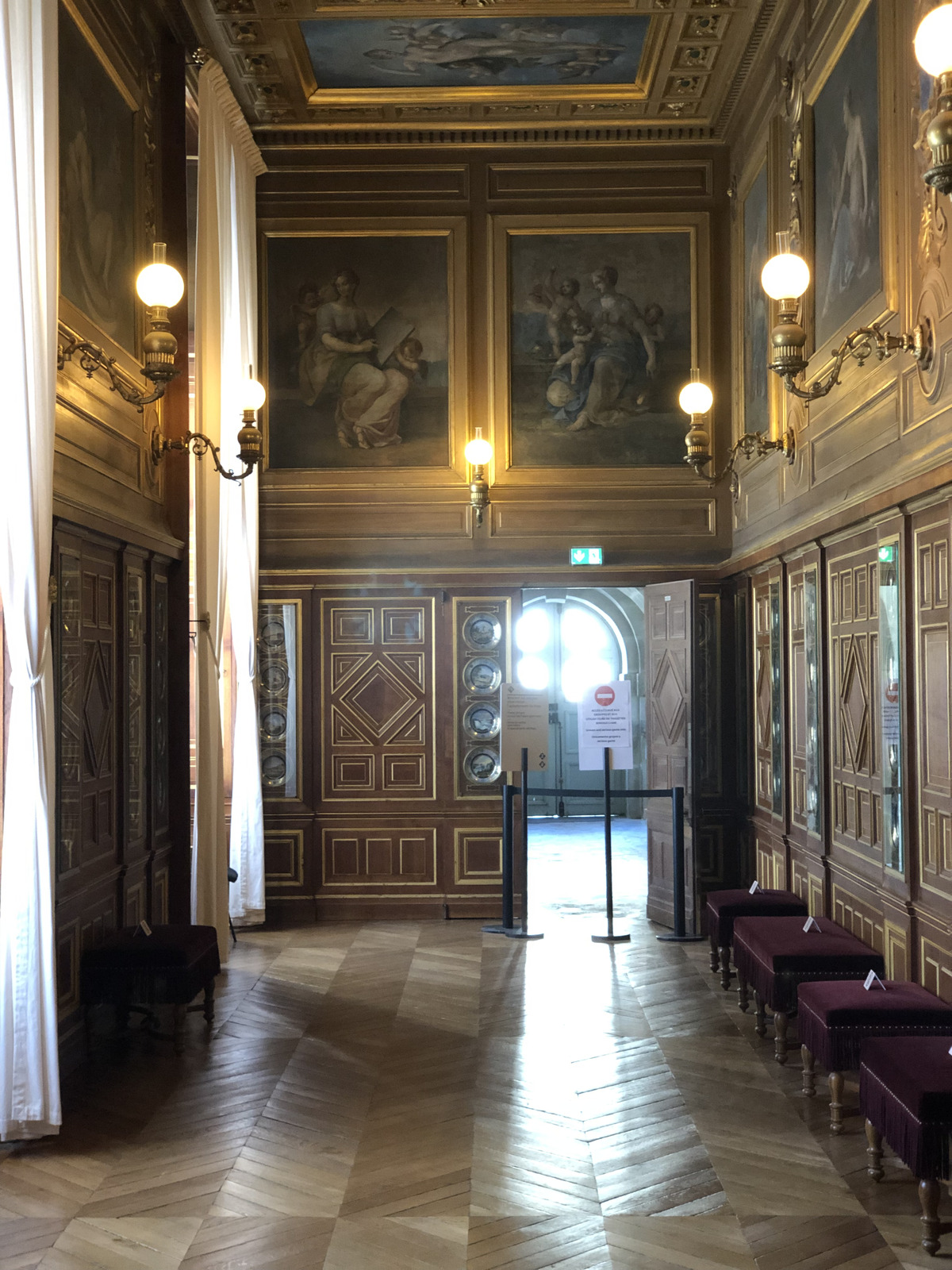 Picture France Fontainebleau 2019-04 229 - Perspective Fontainebleau