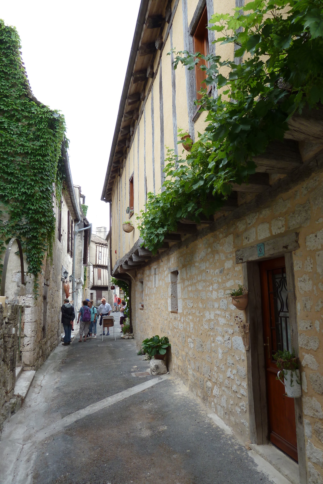 Picture France Issigeac 2010-08 68 - Perspective Issigeac