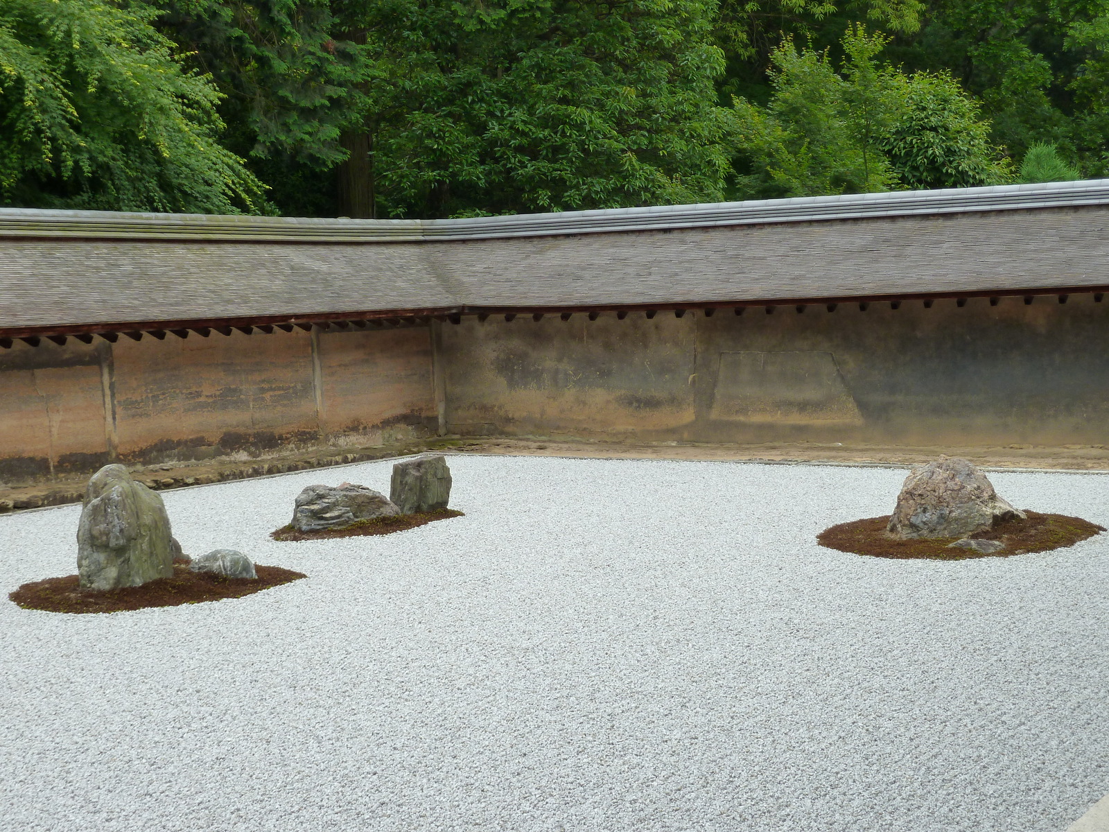 Picture Japan Kyoto Ryoanji Temple 2010-06 10 - Perspective Ryoanji Temple