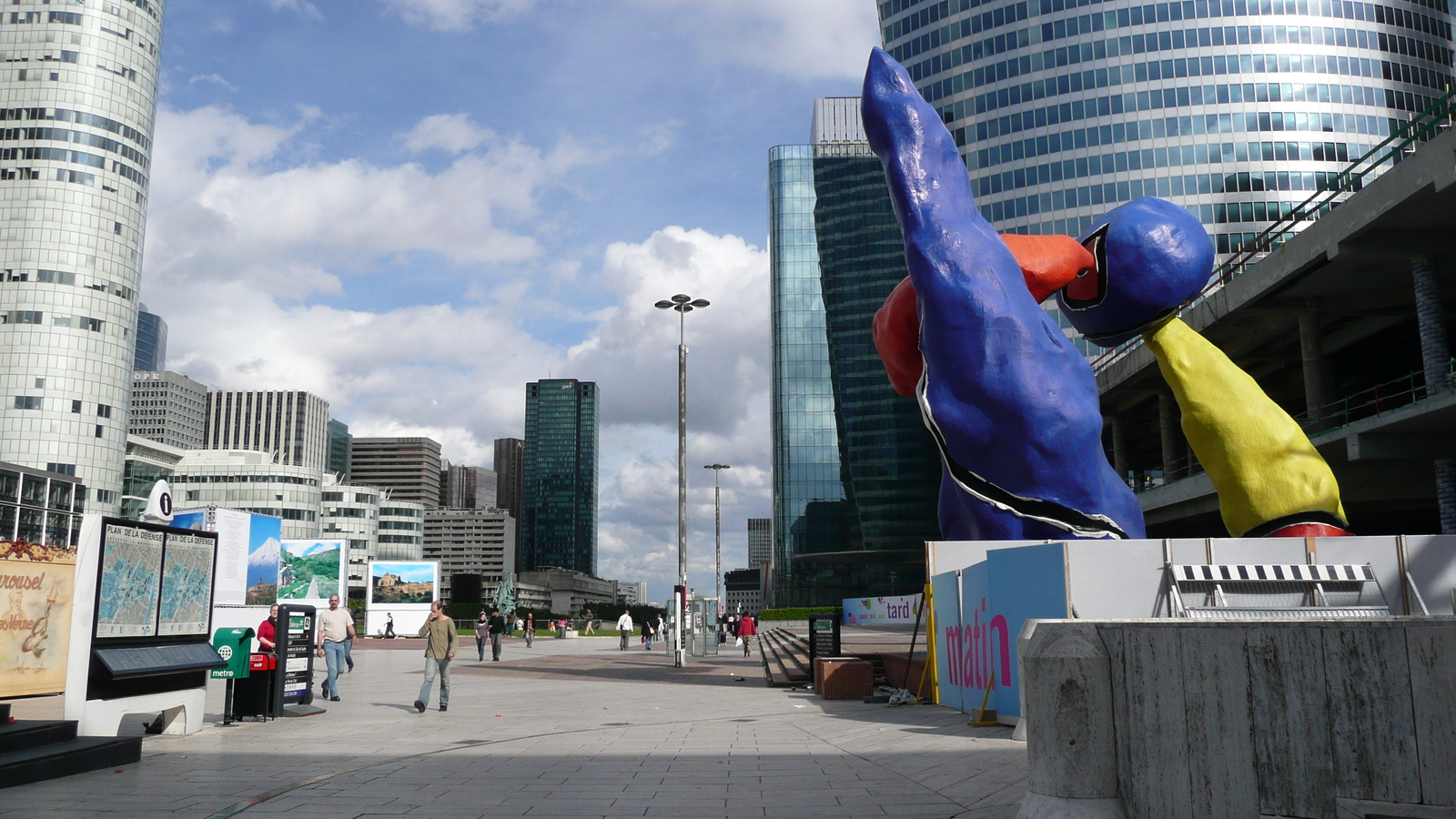 Picture France Paris La Defense 2007-05 198 - Photographer La Defense