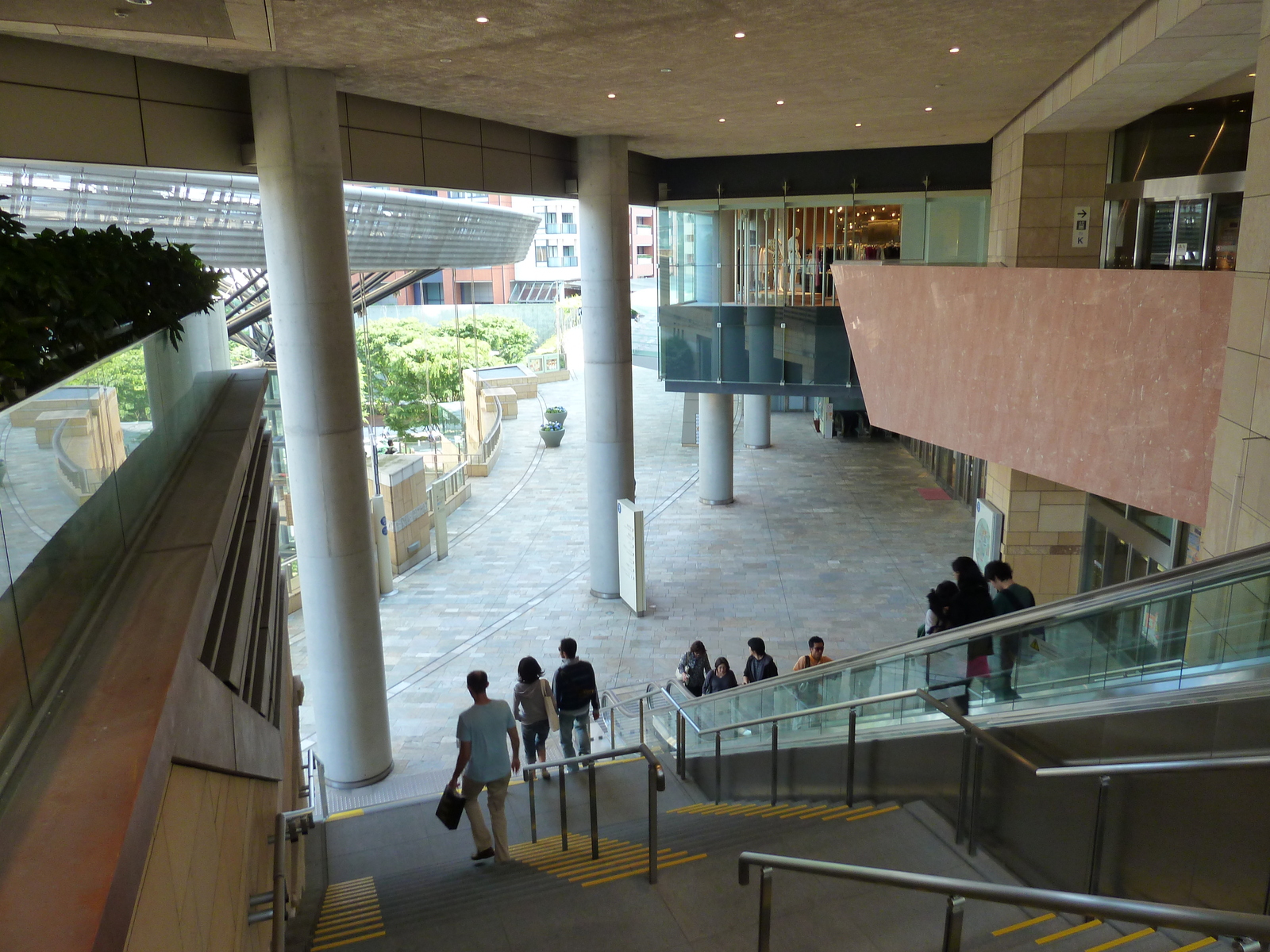 Picture Japan Tokyo Roppongi Hills 2010-06 31 - Sightseeing Roppongi Hills