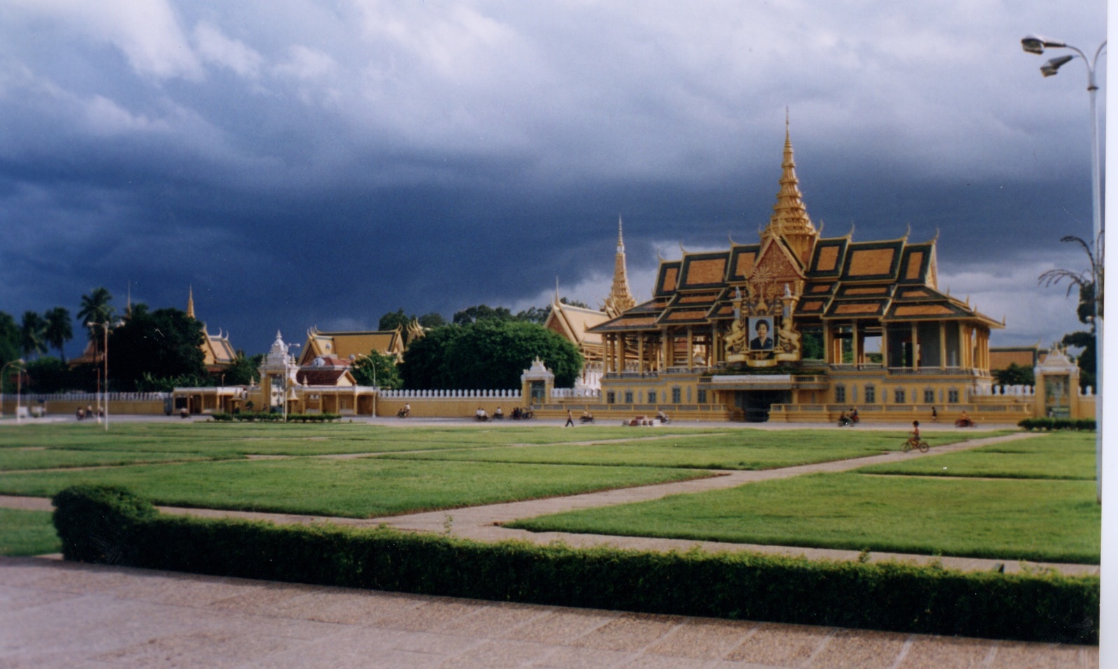 Picture Cambodia Phnom Pen 1996-06 4 - Perspective Phnom Pen