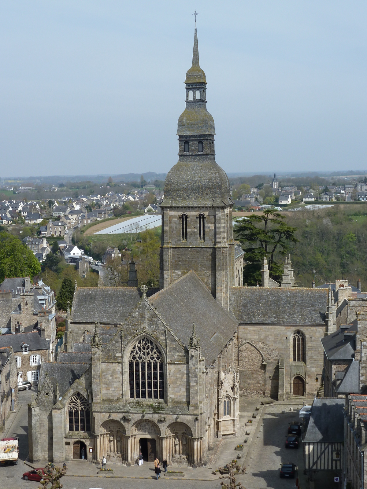 Picture France Dinan Dinan clock tower 2010-04 39 - Perspective Dinan clock tower