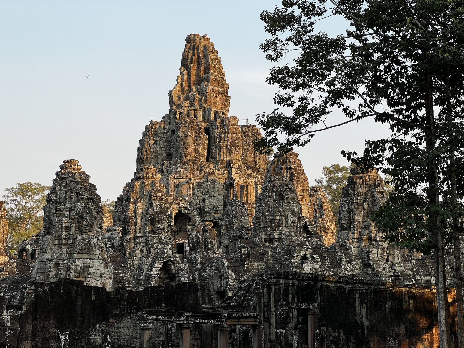 Picture Cambodia Siem Reap Bayon 2023-01 43 - Photographers Bayon