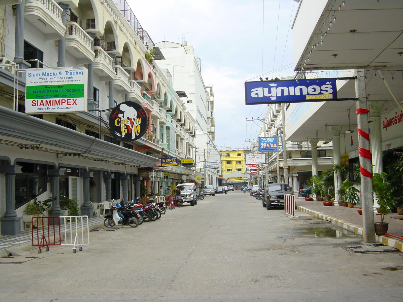 Picture Thailand Pattaya 2001-09 42 - Photographer Pattaya