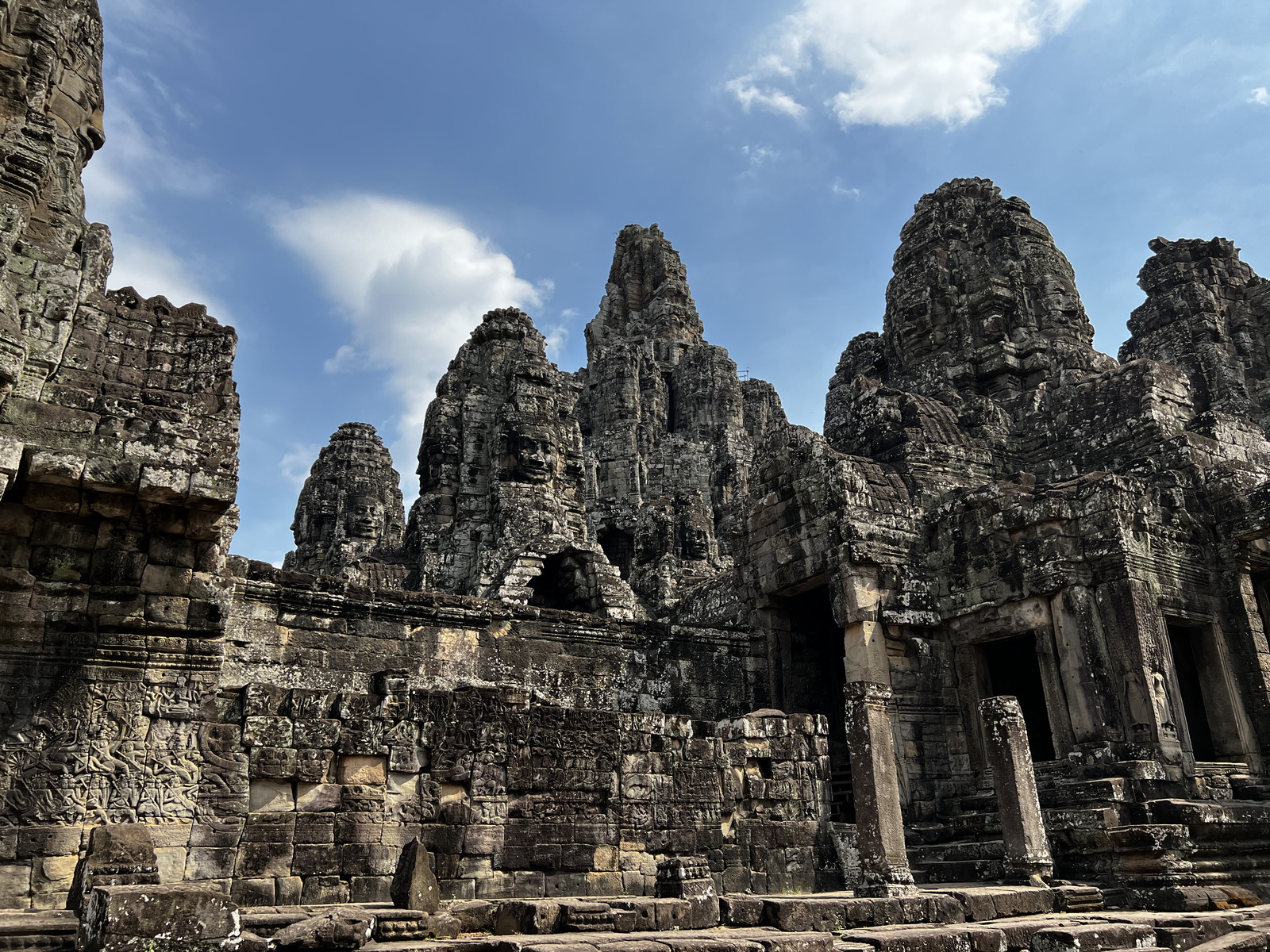 Picture Cambodia Siem Reap Bayon 2023-01 99 - View Bayon