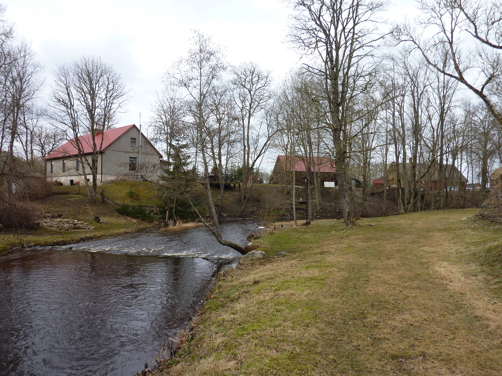 Picture Estonia Tallinn to Haapsalu road 2009-04 1 - Perspective Tallinn to Haapsalu road