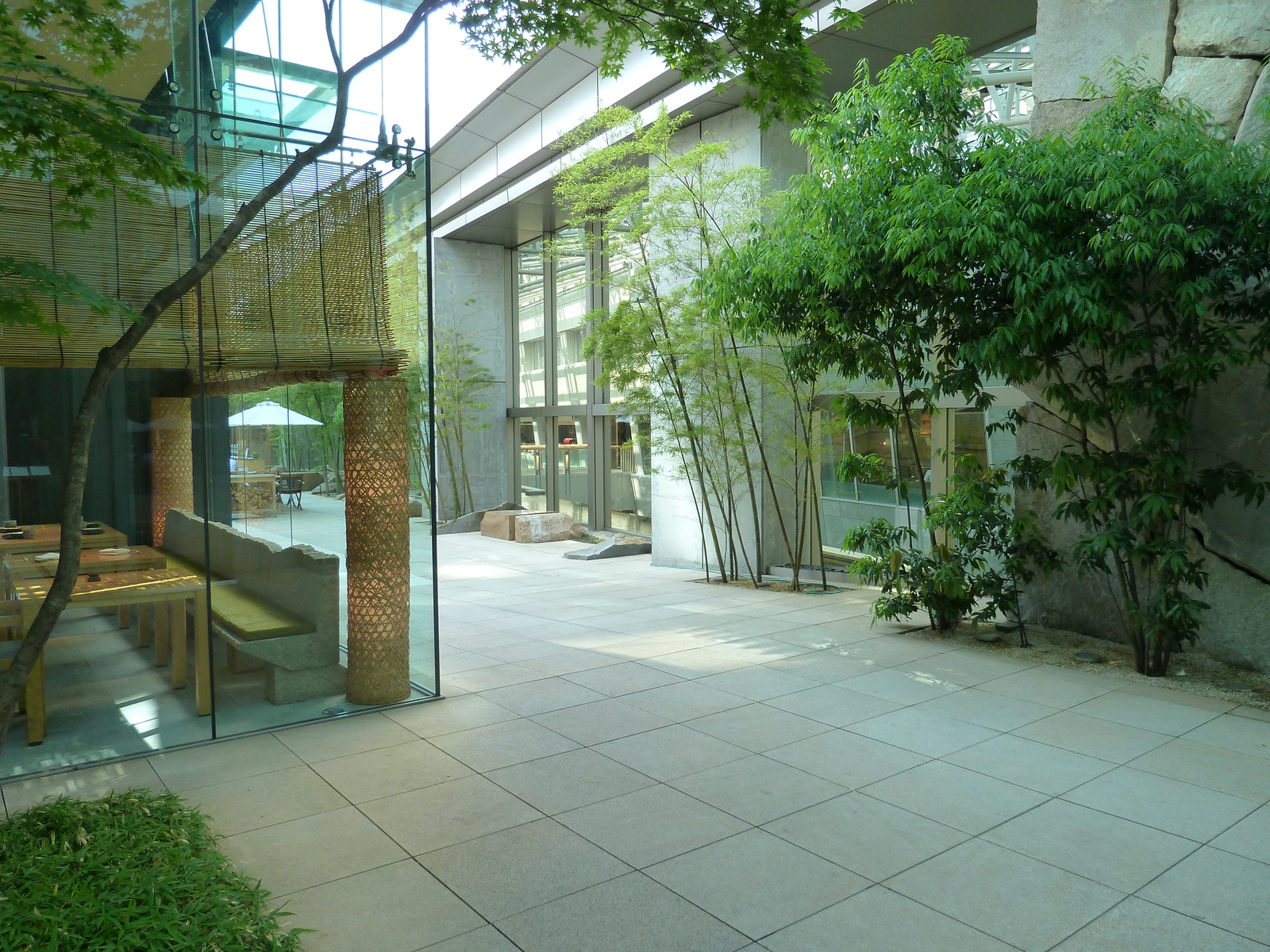 Picture Japan Tokyo Roppongi Hills 2010-06 21 - Road Roppongi Hills