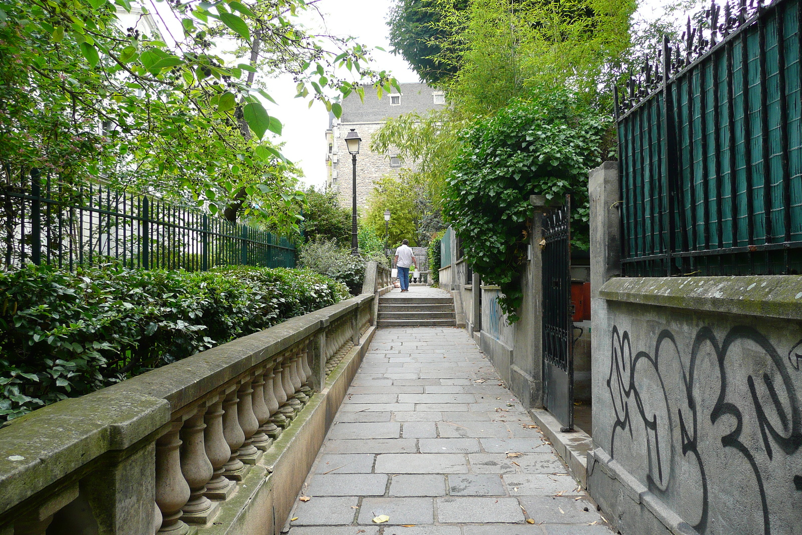 Picture France Paris Montmartre 2007-06 60 - Trip Montmartre