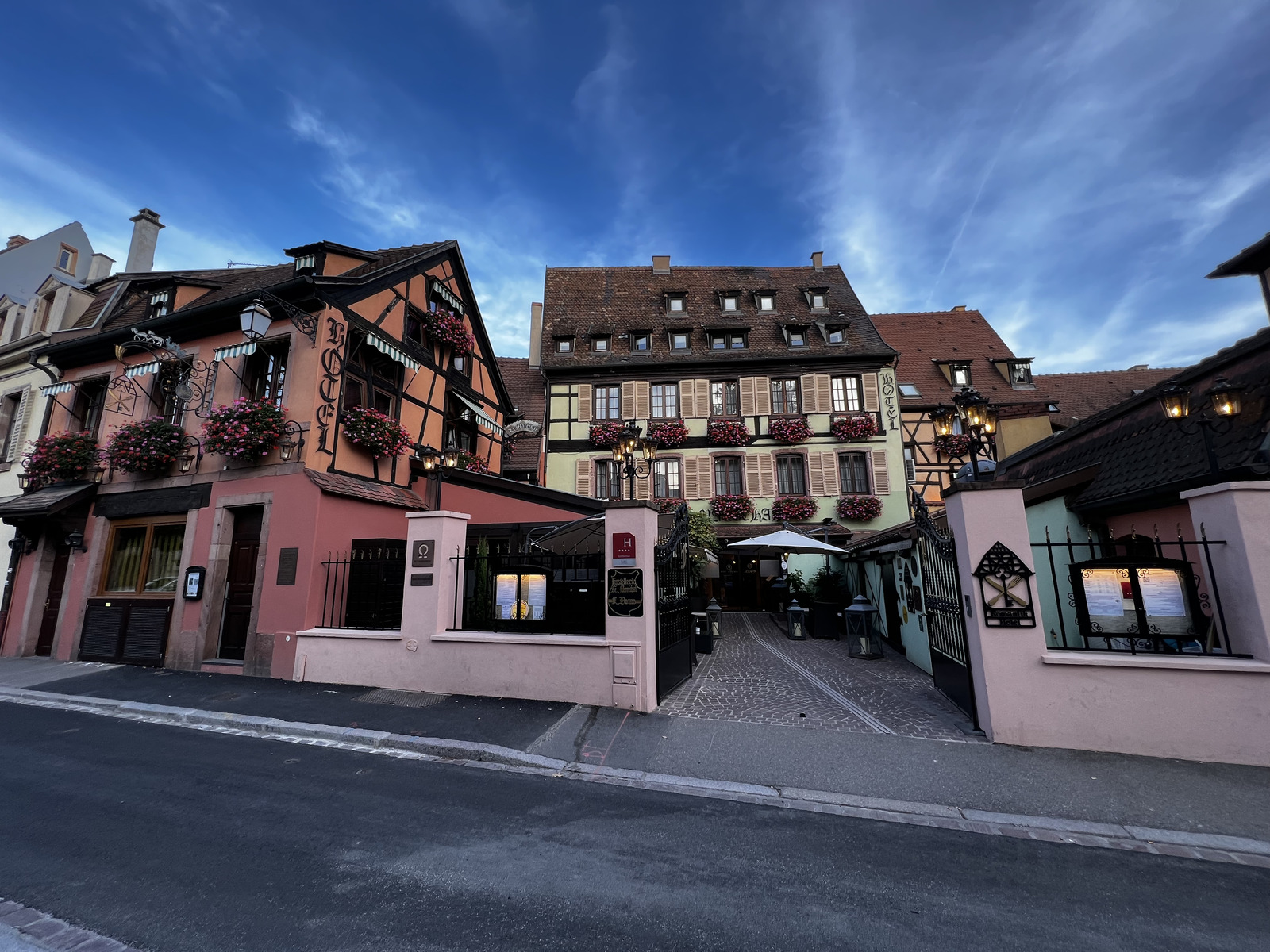 Picture France Colmar 2023-10 37 - Shopping Mall Colmar