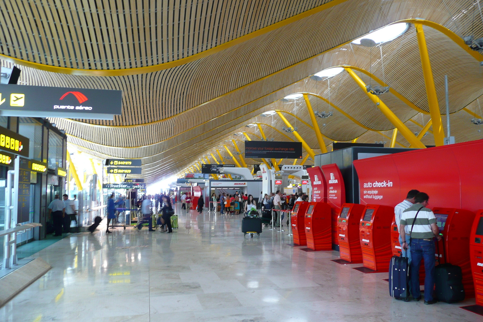 Picture Spain Madrid Barajas Airport 2007-09 9 - Perspective Barajas Airport