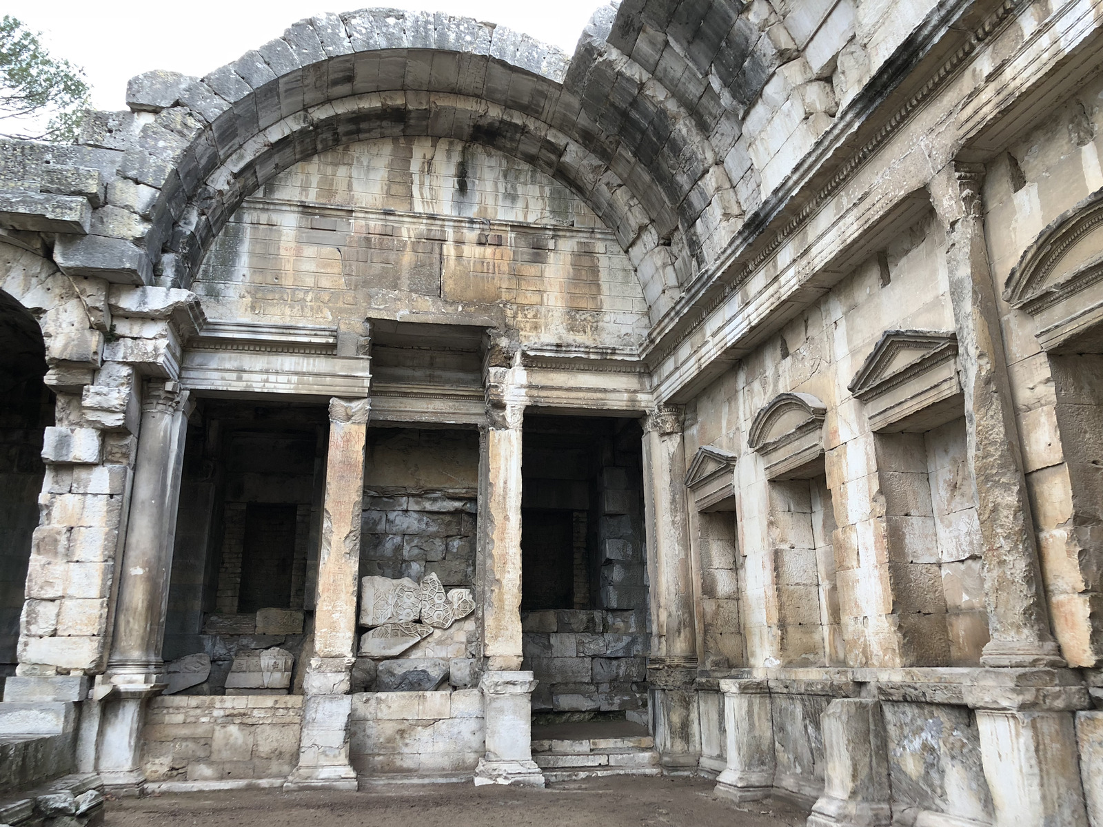 Picture France Nimes 2018-02 8 - Tourist Nimes