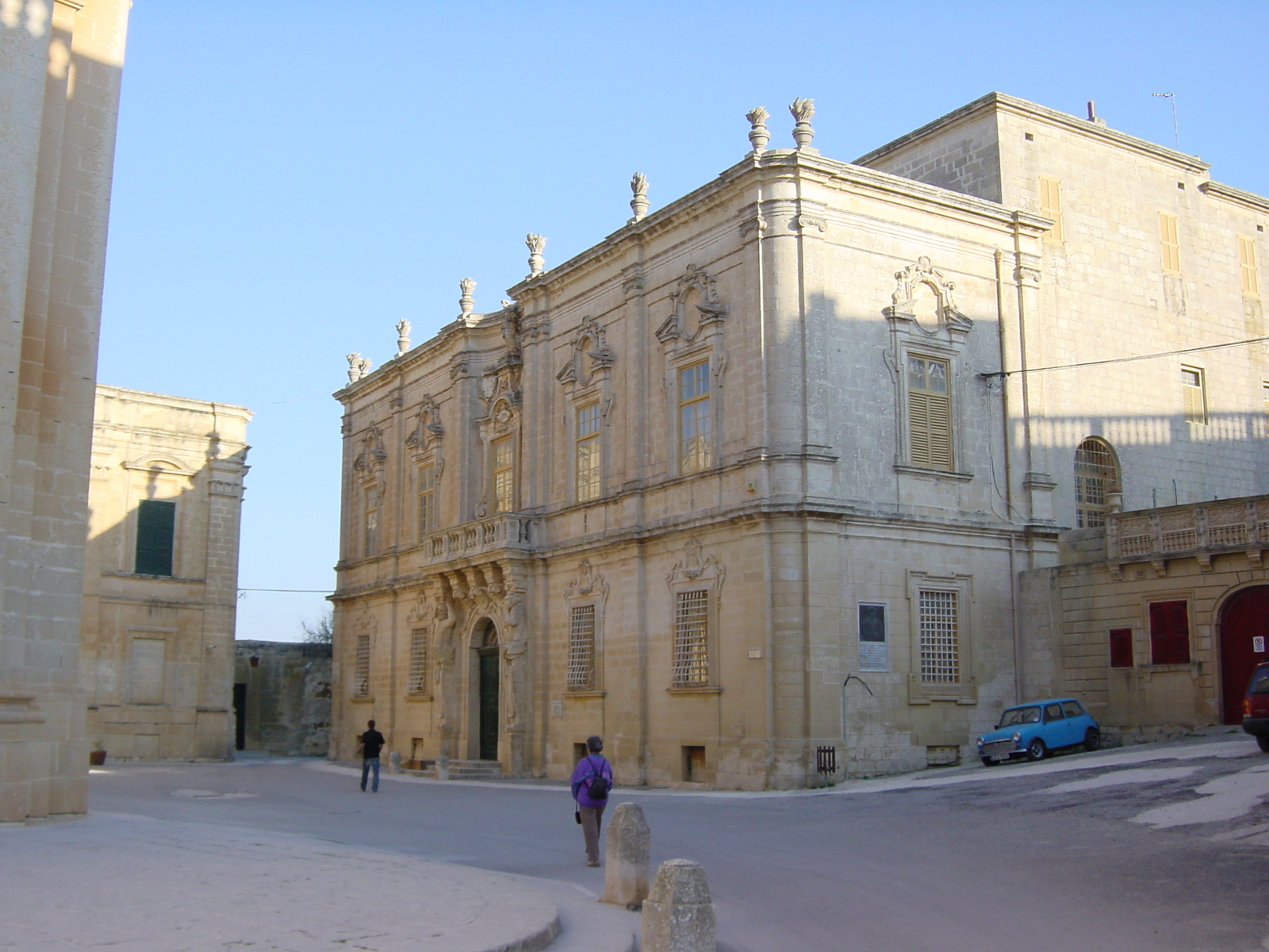 Picture Malta Mdina 2003-03 12 - Flights Mdina