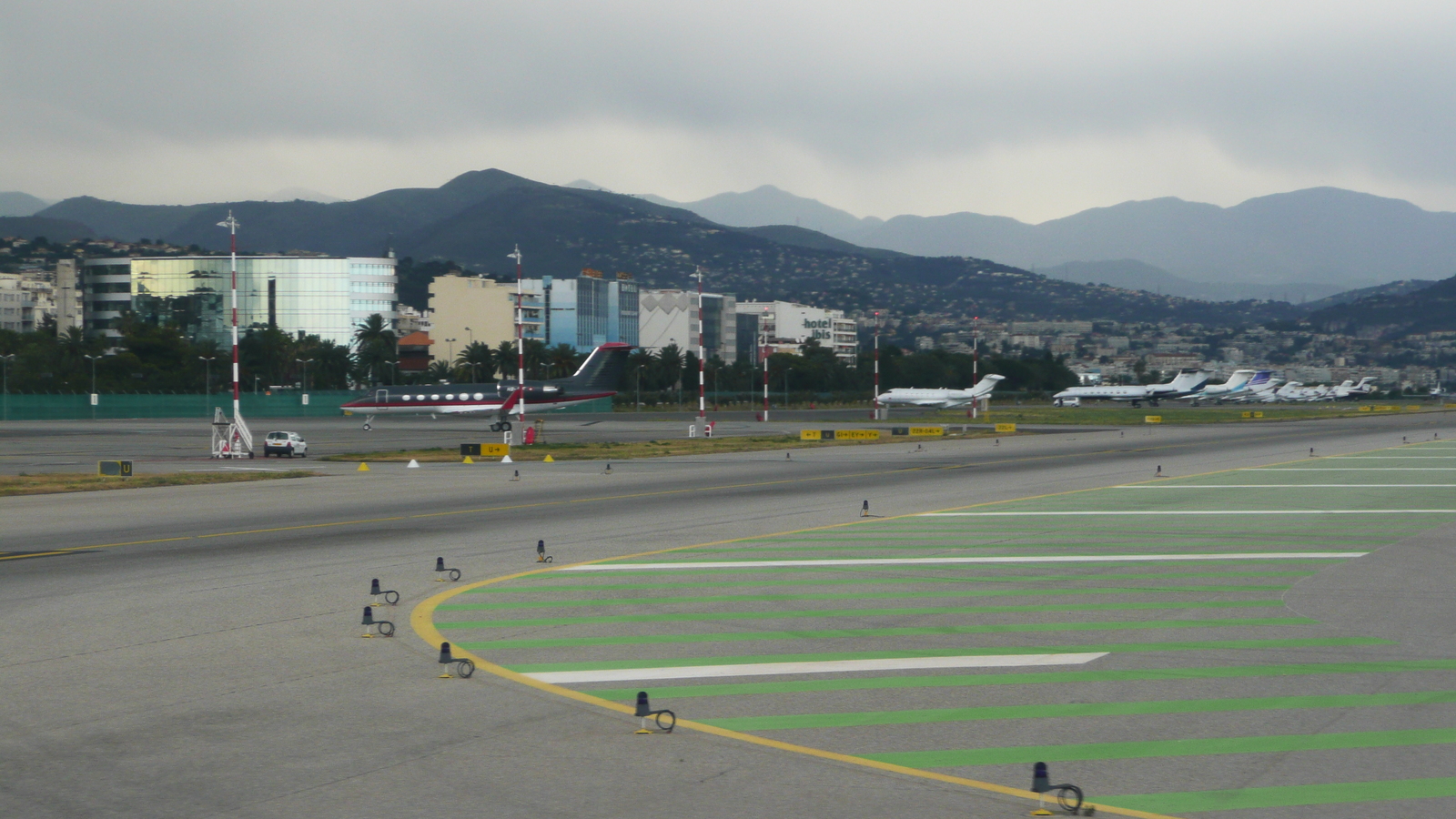 Picture France Nice Airport 2007-07 30 - Travel Nice Airport