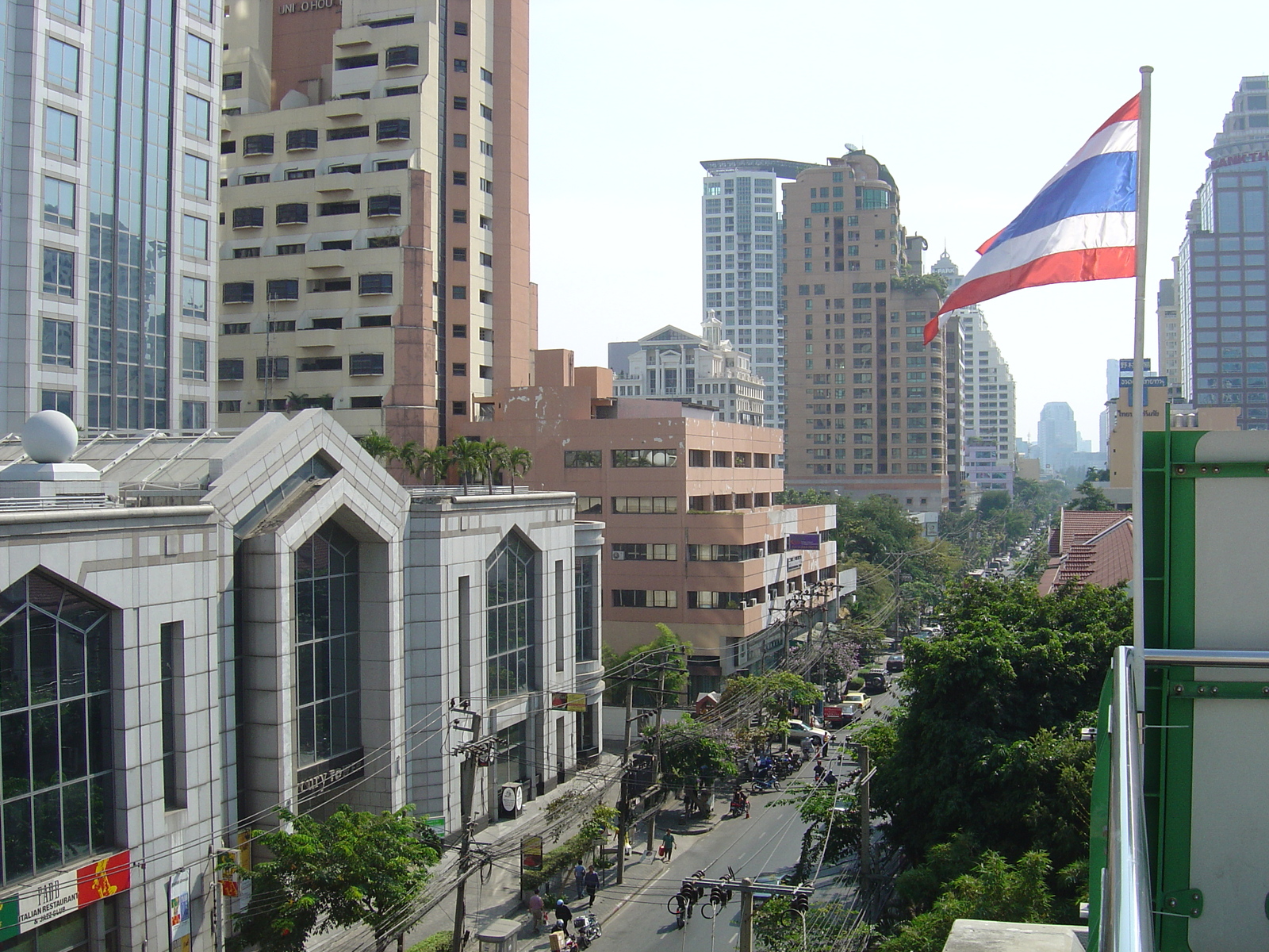 Picture Thailand Bangkok Sky Train 2004-12 37 - Discover Sky Train