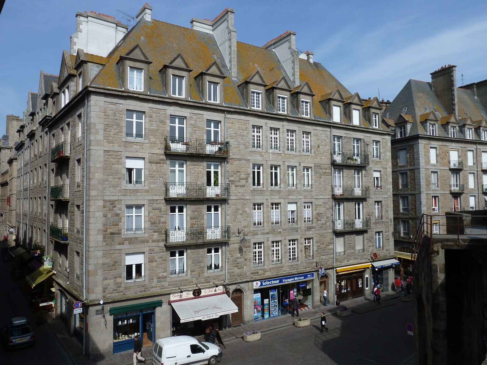 Picture France St Malo 2010-04 32 - Shopping Mall St Malo