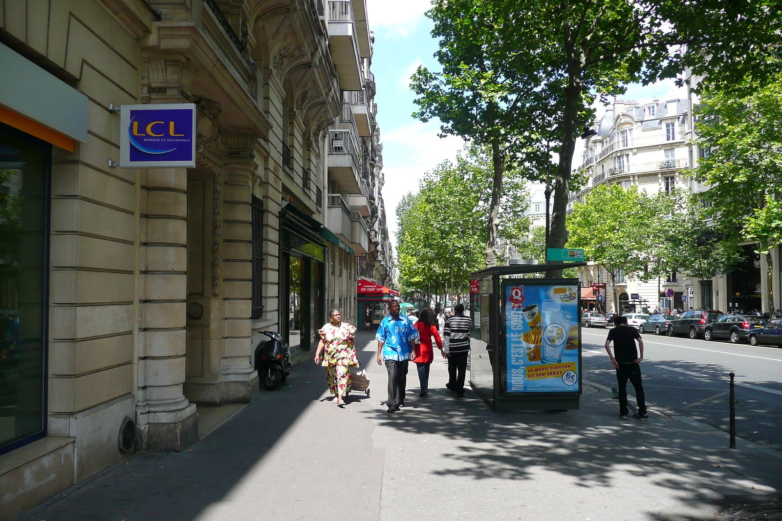 Picture France Paris Avenue Niel 2007-06 79 - Photographers Avenue Niel