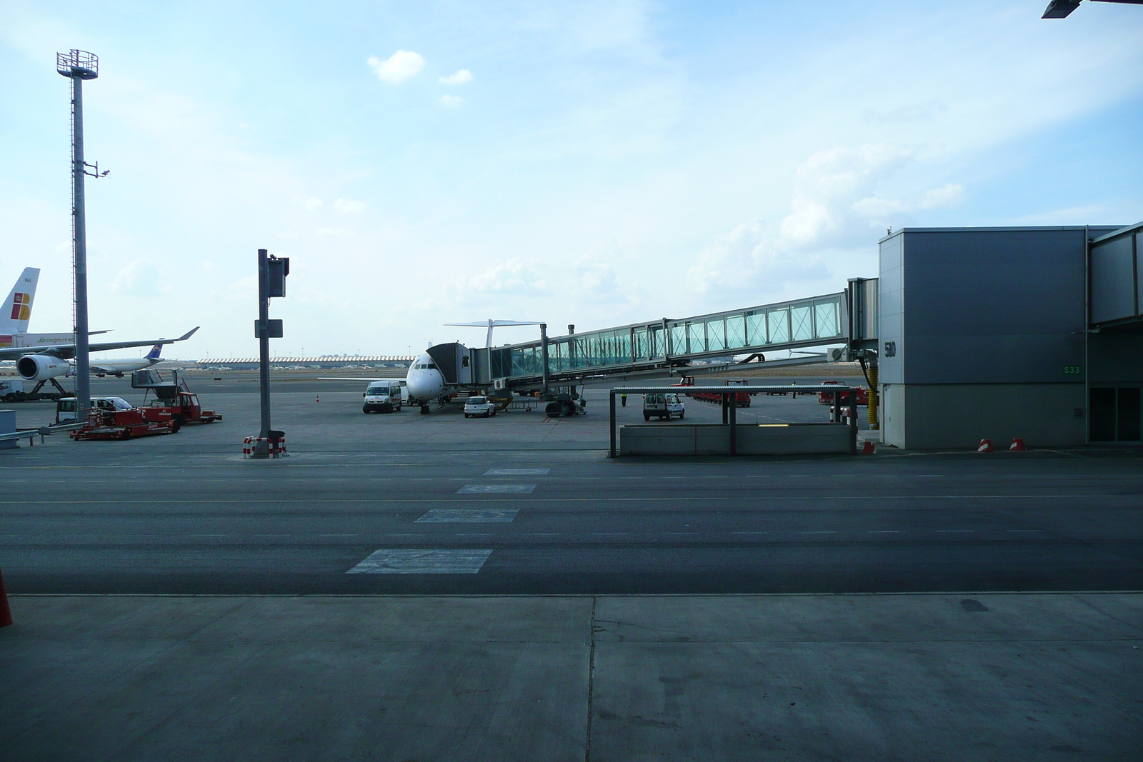 Picture Spain Madrid Barajas Airport 2007-09 68 - Photographer Barajas Airport