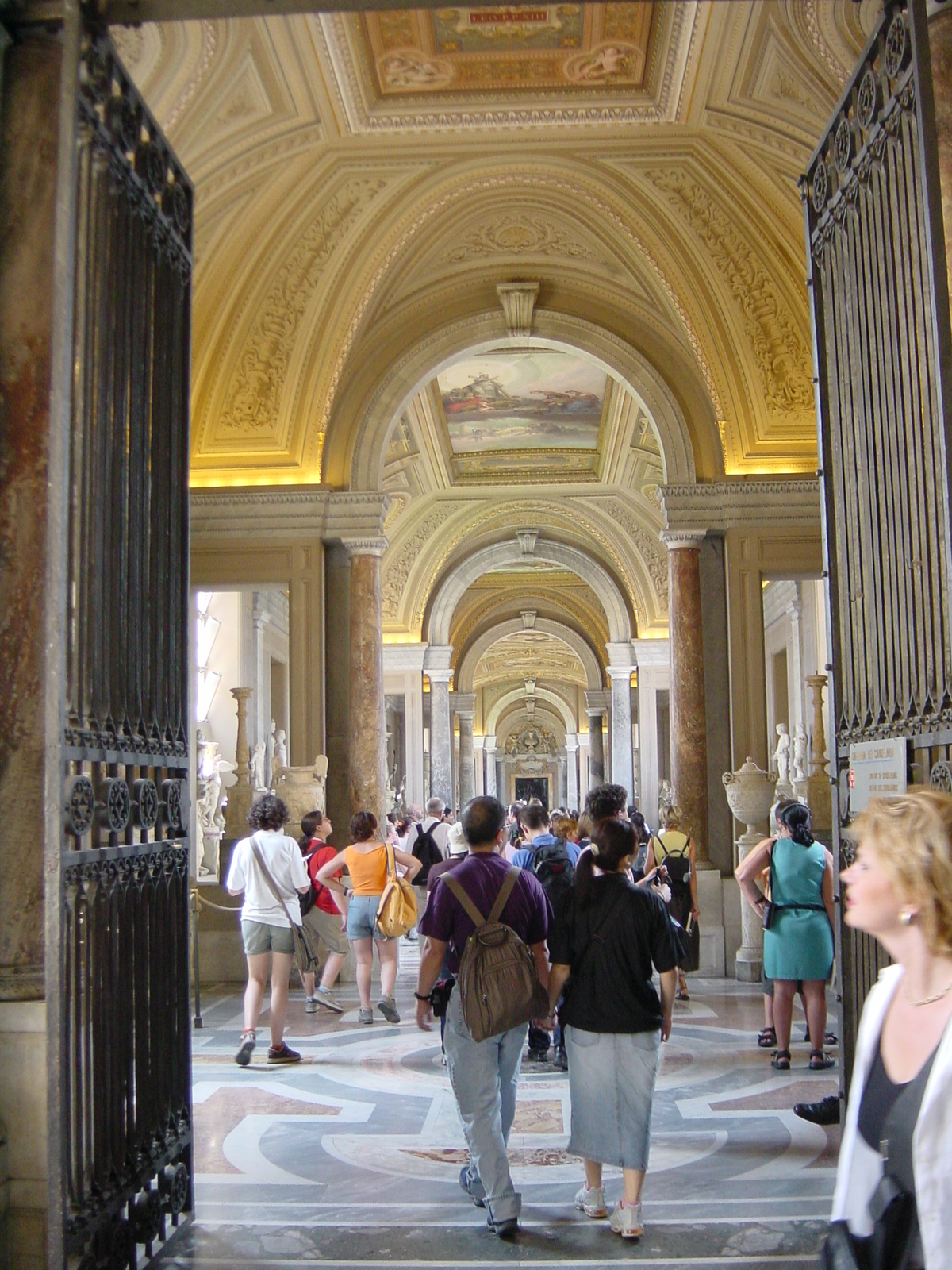 Picture Italy Vatican 2002-07 20 - Photographers Vatican