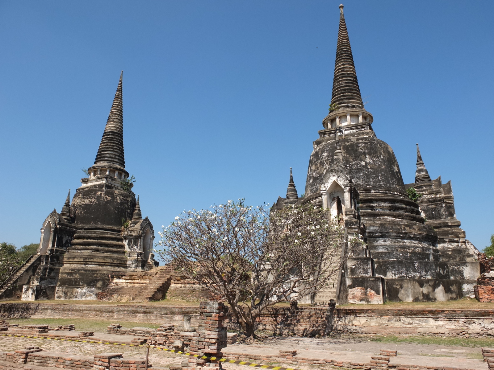 Picture Thailand Ayutthaya 2011-12 34 - Visit Ayutthaya