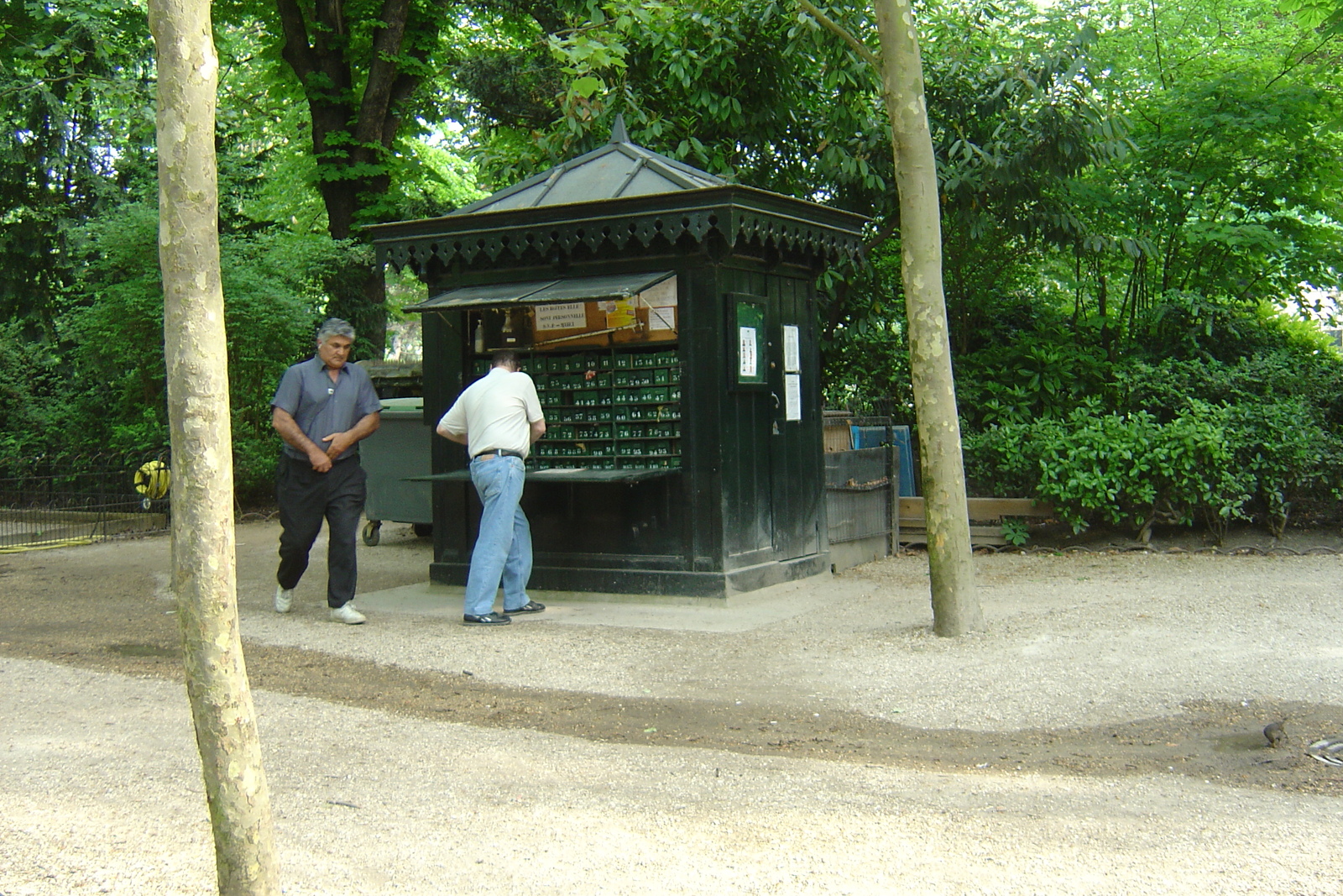 Picture France Paris Luxembourg Garden 2007-04 189 - Tourist Luxembourg Garden