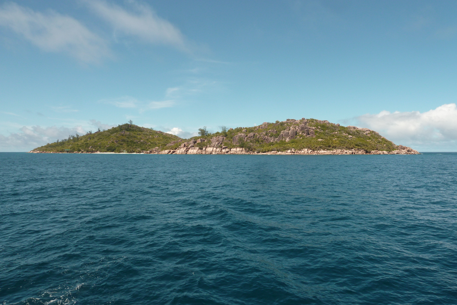 Picture Seychelles Grande Soeur 2011-10 39 - Shopping Mall Grande Soeur