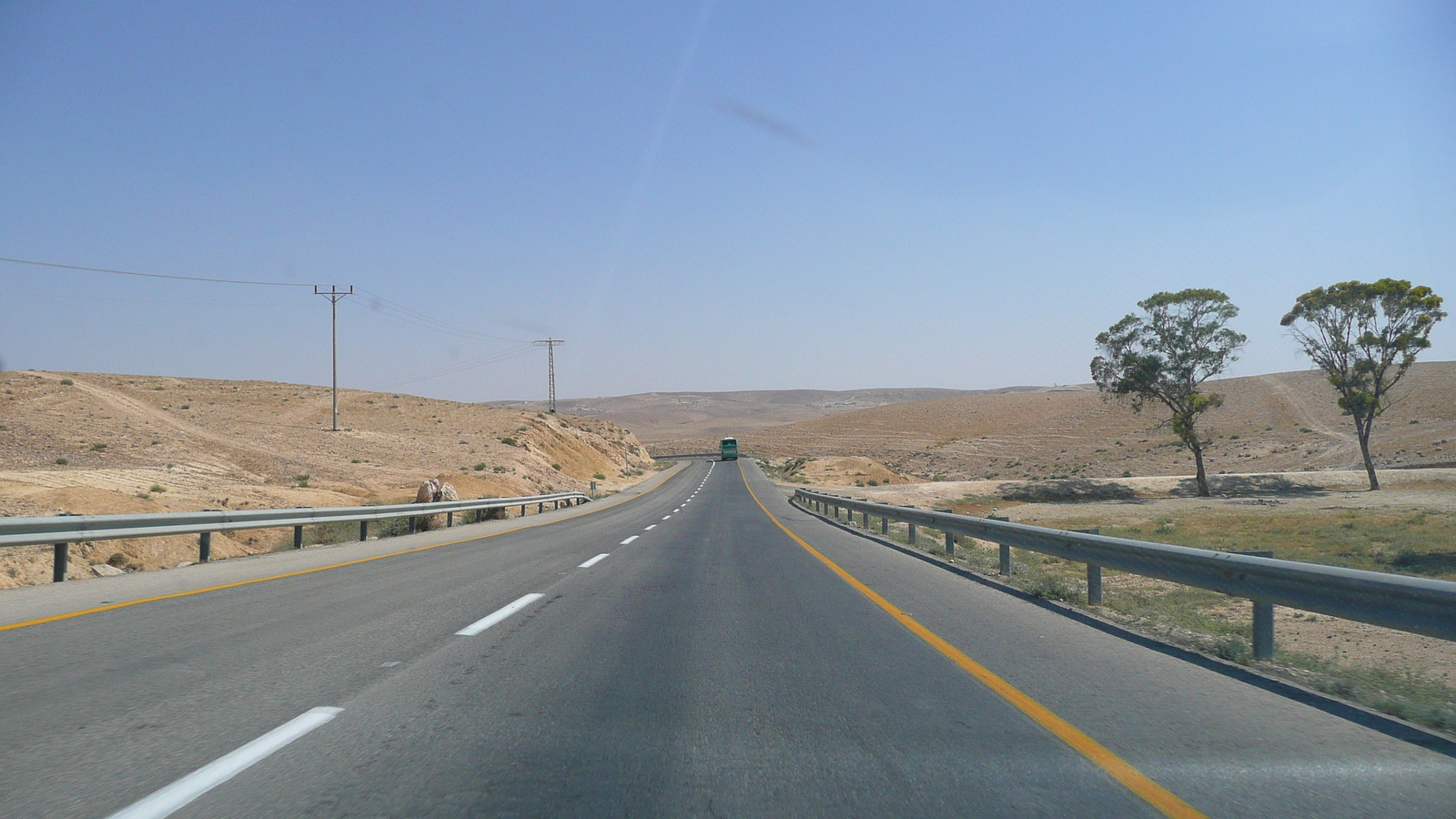 Picture Israel Arad to Dead Sea road 2007-06 21 - Perspective Arad to Dead Sea road