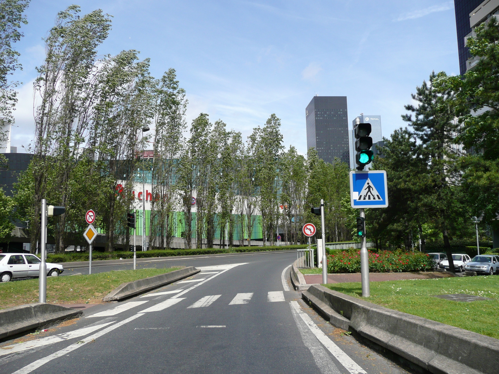 Picture France Paris La Defense 2007-05 120 - Photographer La Defense