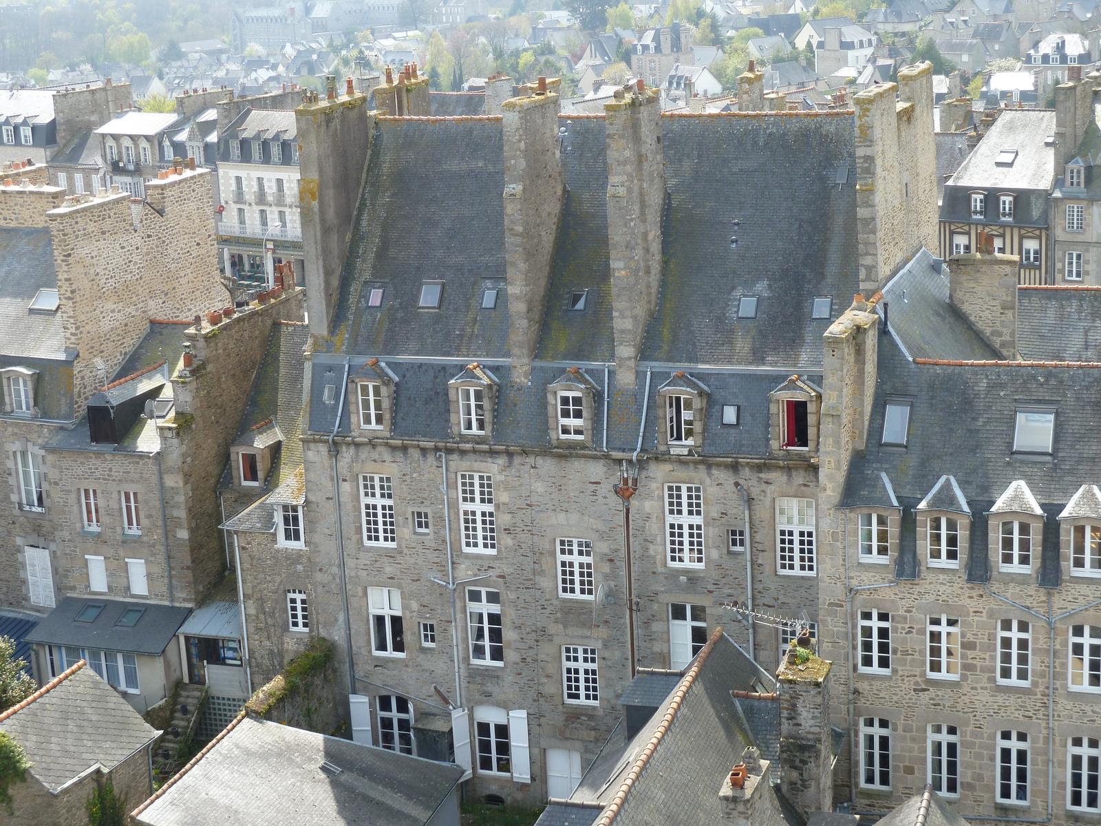 Picture France Dinan Dinan clock tower 2010-04 23 - Sightseeing Dinan clock tower