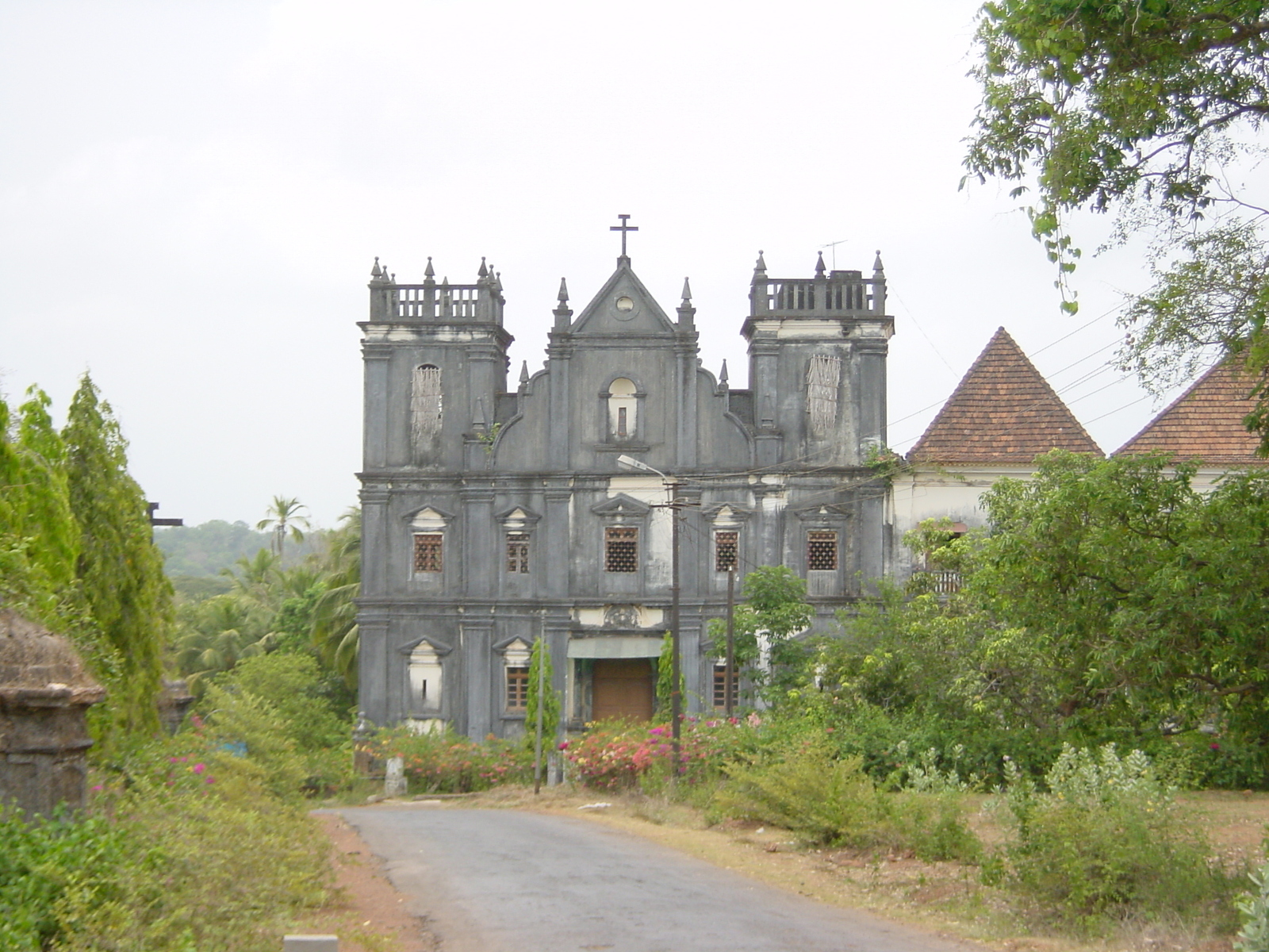 Picture India Goa Old Goa 2003-05 5 - Tourist Attraction Old Goa