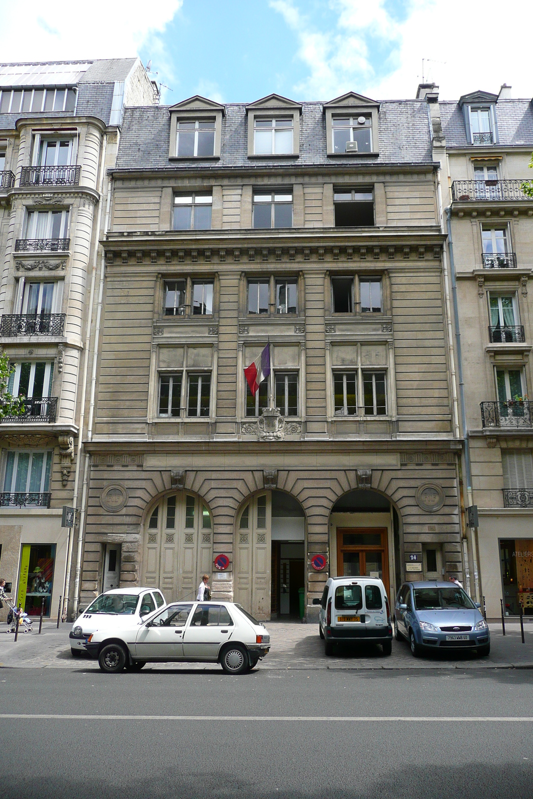 Picture France Paris Avenue Niel 2007-06 53 - Travel Avenue Niel