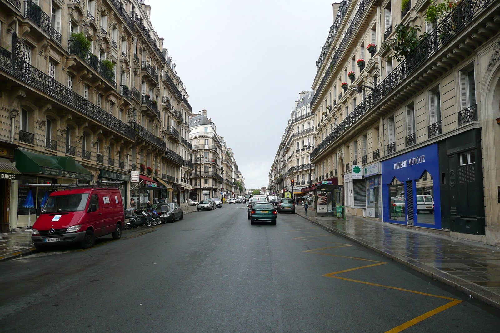 Picture France Paris Rue de Rome 2007-06 88 - Flights Rue de Rome