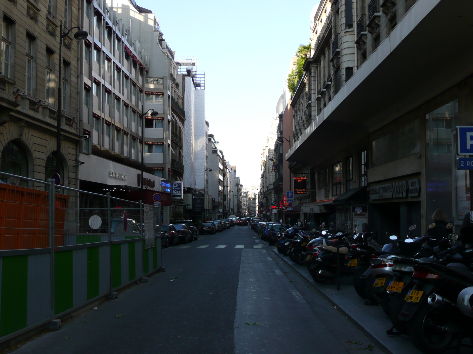 Picture France Paris Champs Elysees 2007-04 16 - Trail Champs Elysees