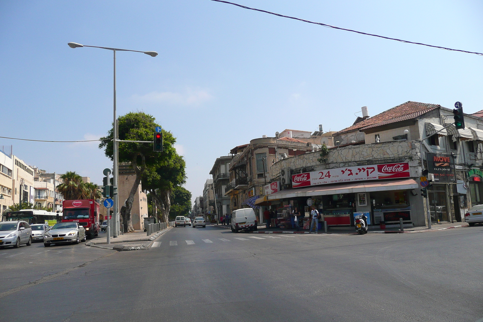 Picture Israel Tel Aviv Yerushalyim Street 2007-06 4 - Perspective Yerushalyim Street