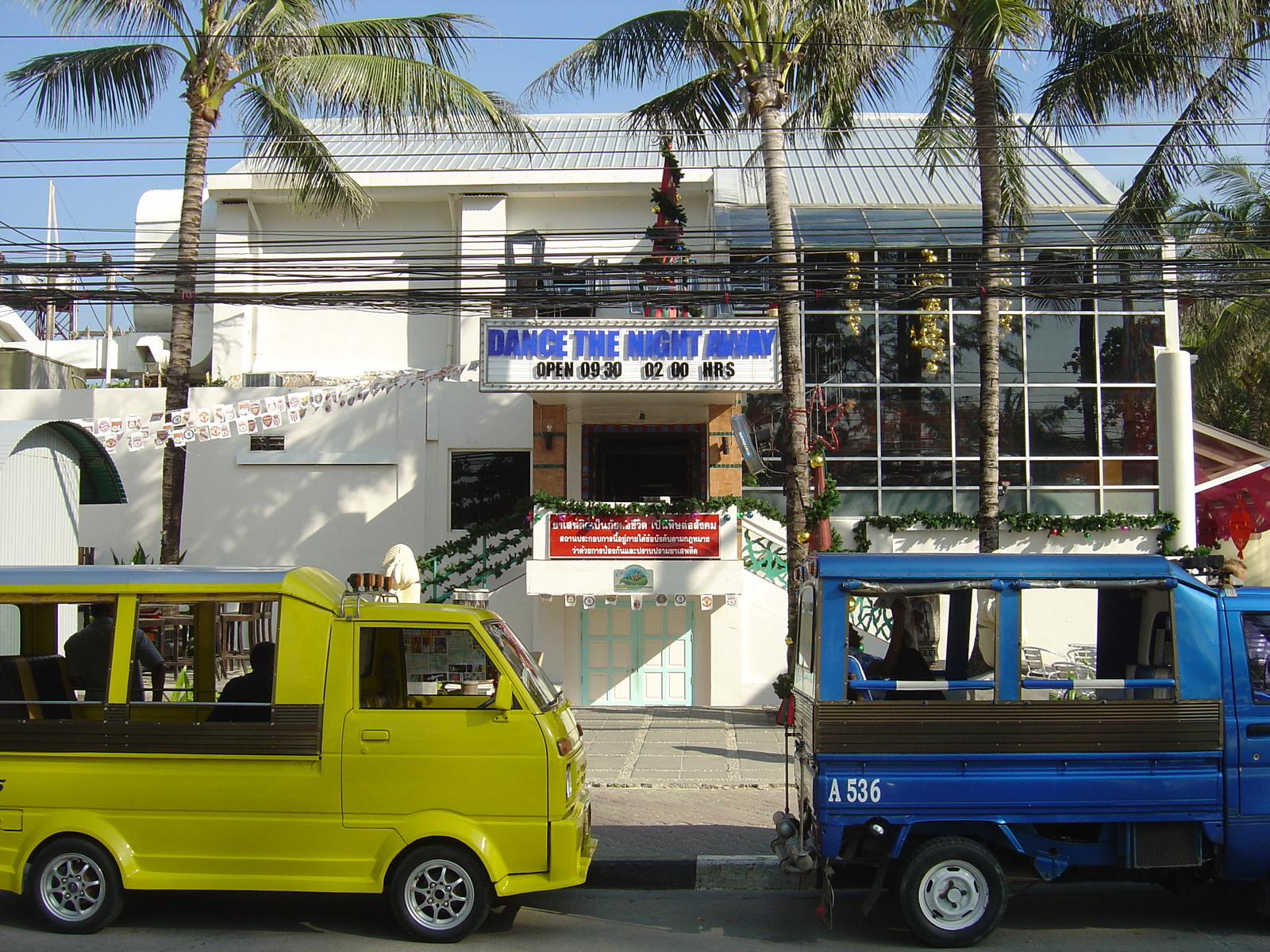 Picture Thailand Phuket Patong Beach Road 2005-12 76 - Trail Beach Road