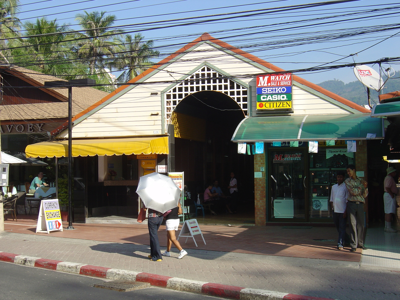 Picture Thailand Phuket Patong Beach Road 2005-12 57 - Trail Beach Road