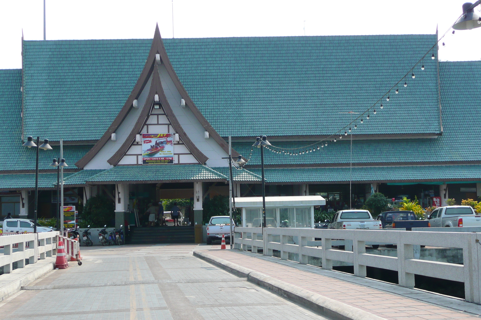 Picture Thailand Pattaya Bali Hai 2008-01 8 - Road Bali Hai