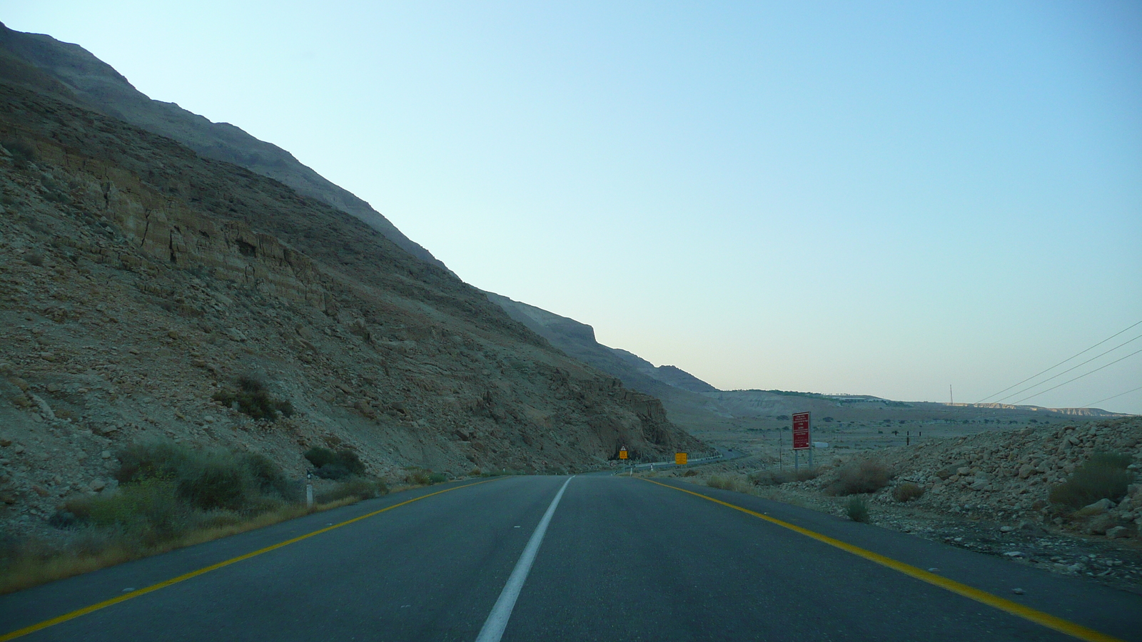 Picture Israel Dead Sea 2007-06 136 - Road Dead Sea