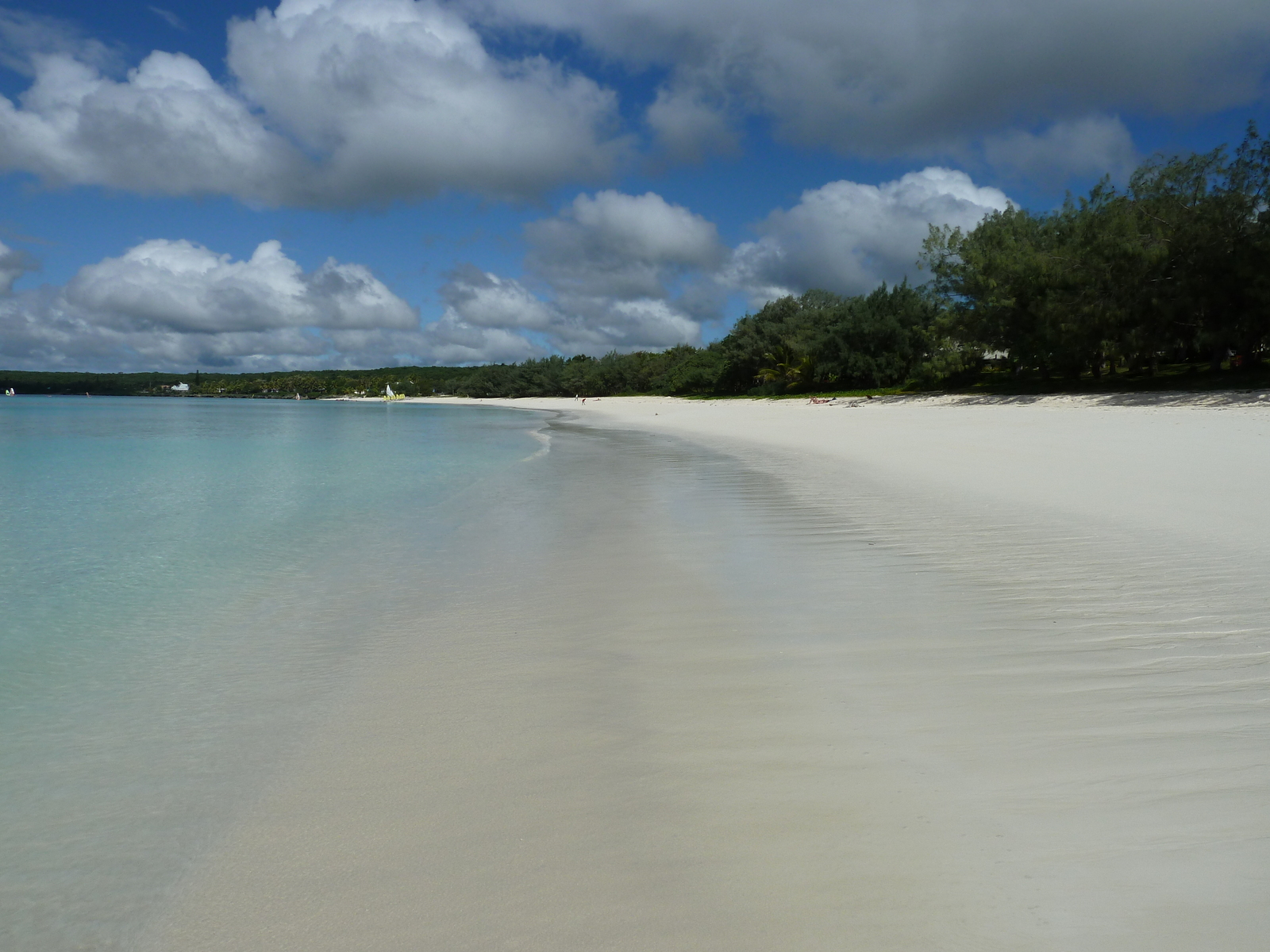 Picture New Caledonia Lifou Chateaubriant bay 2010-05 25 - Road Map Chateaubriant bay