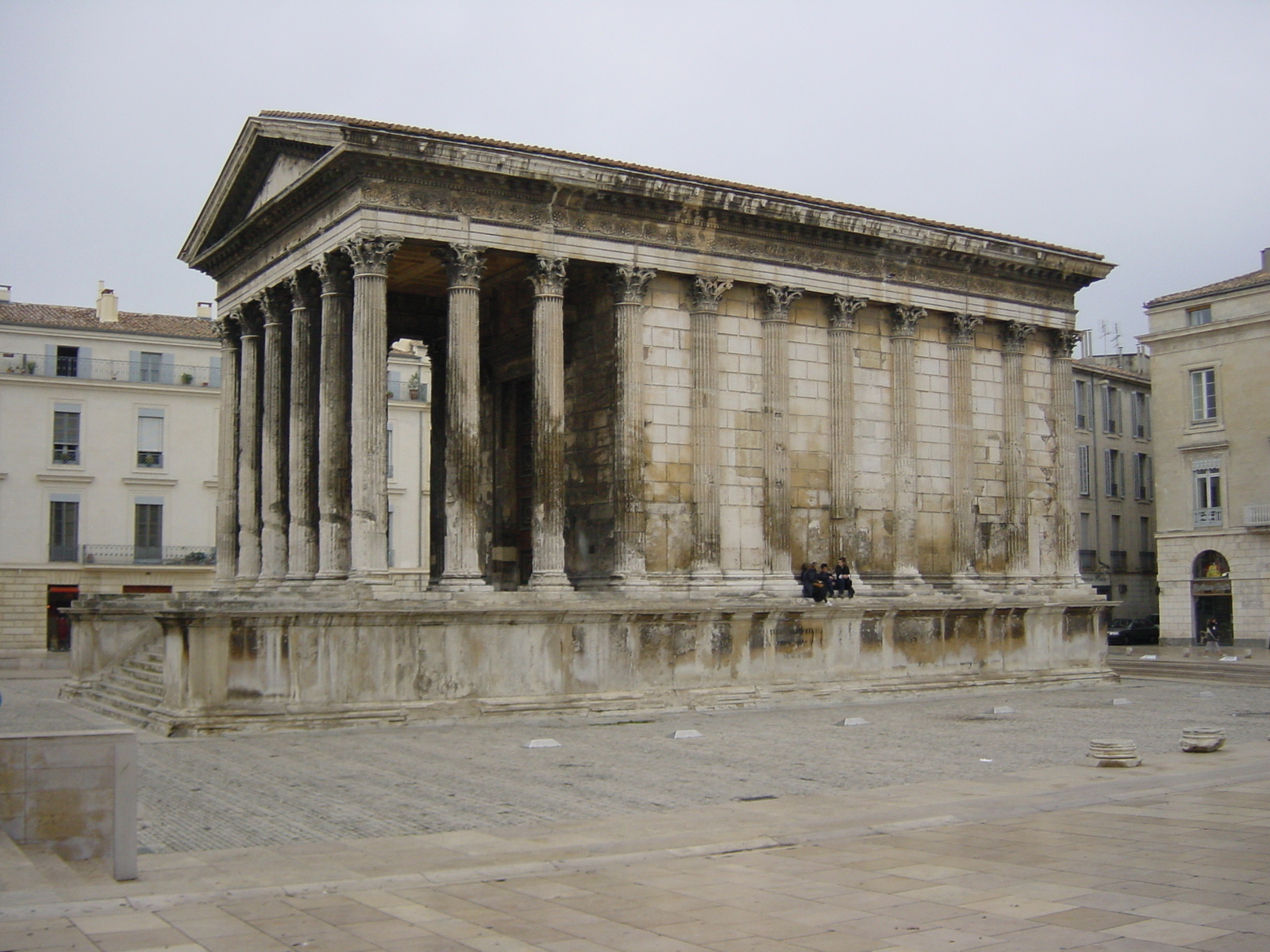 Picture France Nimes 2001-11 4 - Tourist Nimes