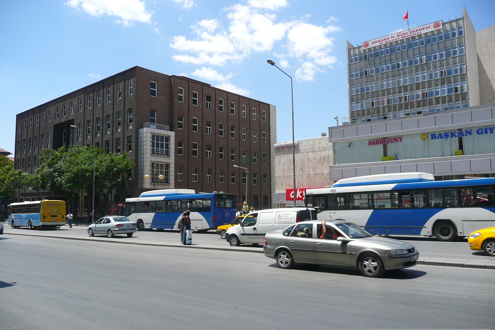 Picture Turkey Ankara 2008-07 25 - Road Ankara