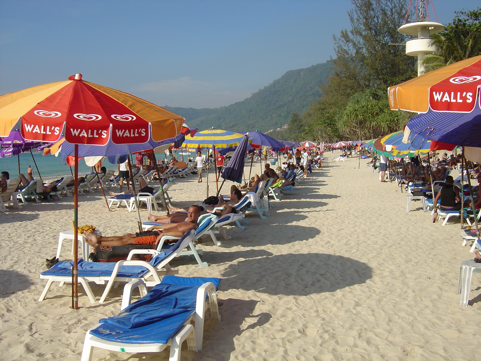 Picture Thailand Phuket Patong Beach 2005-12 8 - Perspective Beach