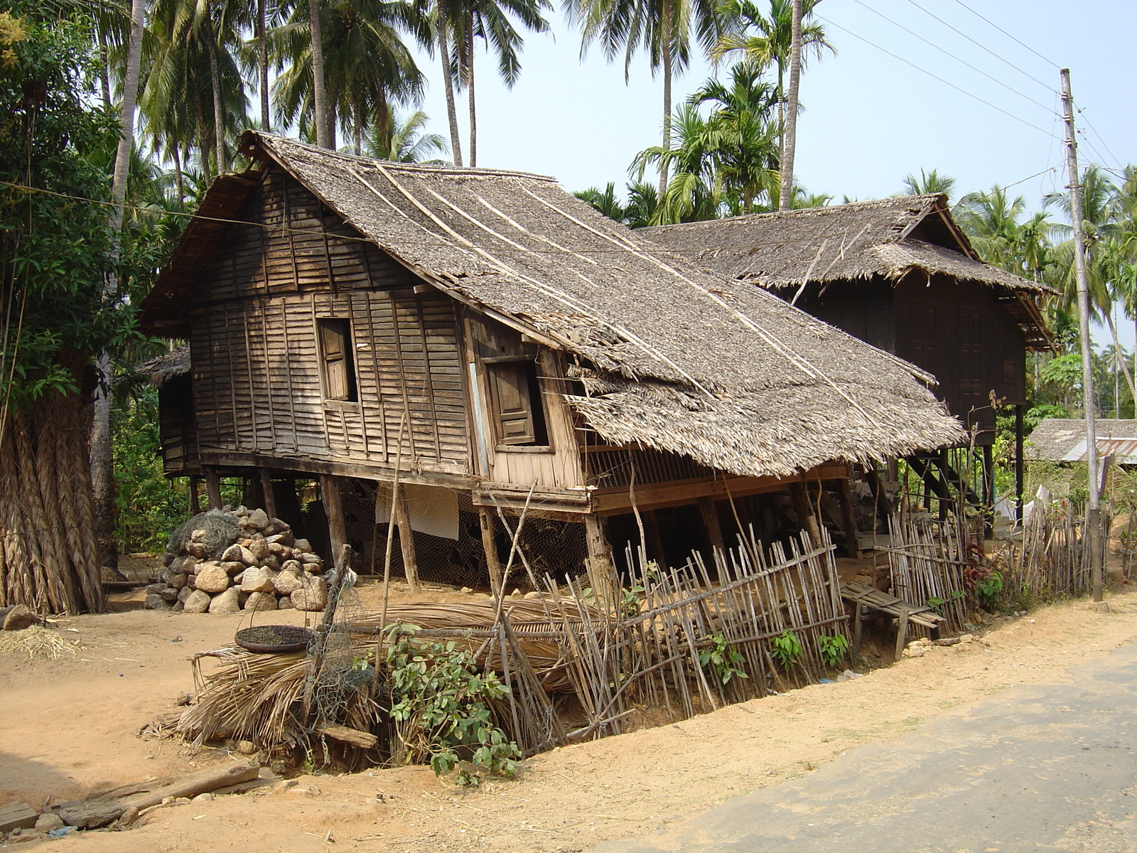 Picture Myanmar Maungmagan North 2005-01 60 - Visit Maungmagan North