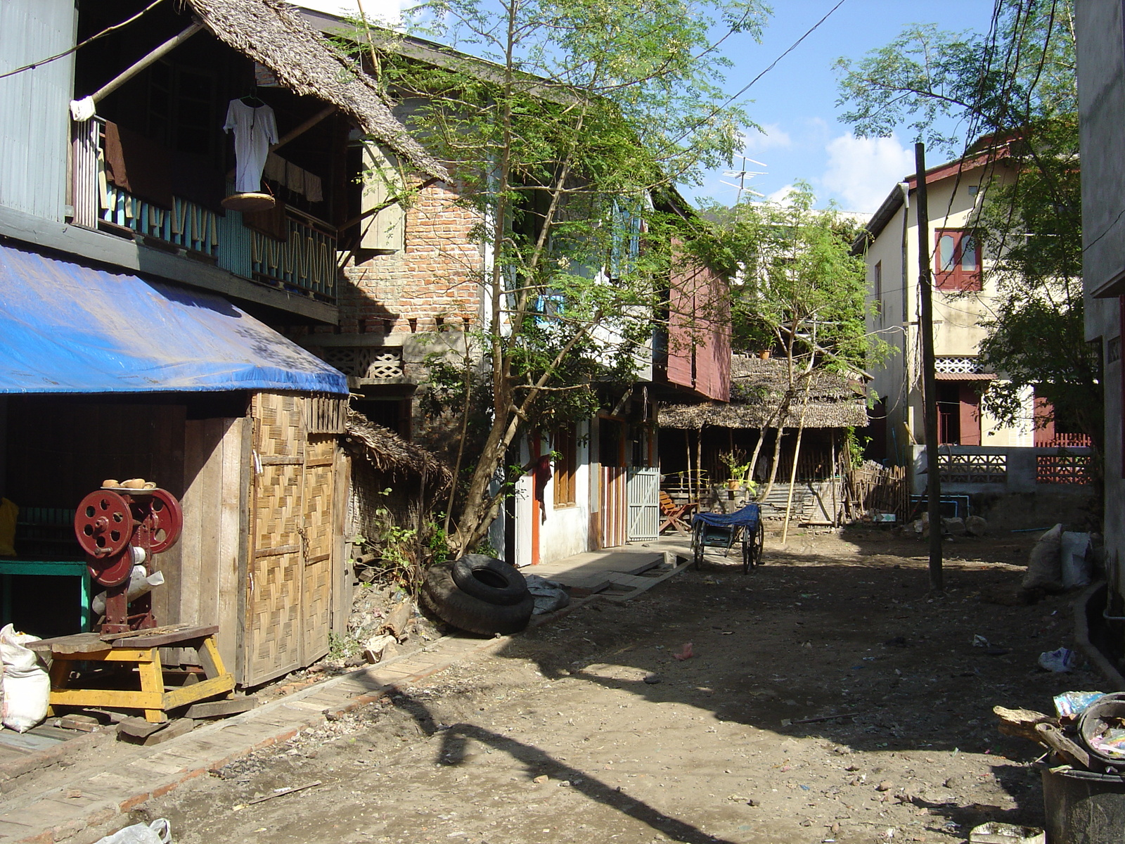 Picture Myanmar Myeik (Mergui) 2005-01 138 - Randonee Myeik (Mergui)