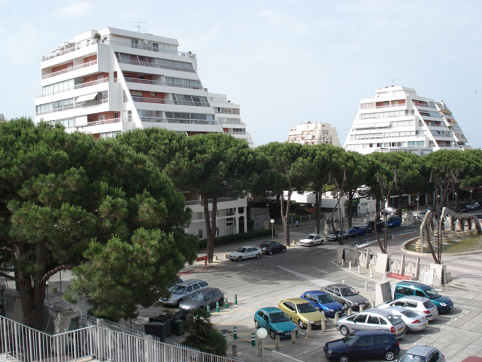 Picture France La Grande Motte 2006-06 12 - Car Rental La Grande Motte