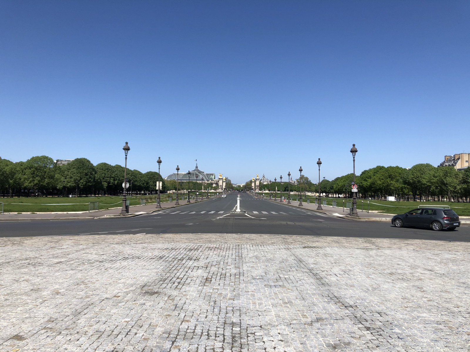 Picture France Paris lockdown 2020-04 207 - Tourist Attraction Paris lockdown