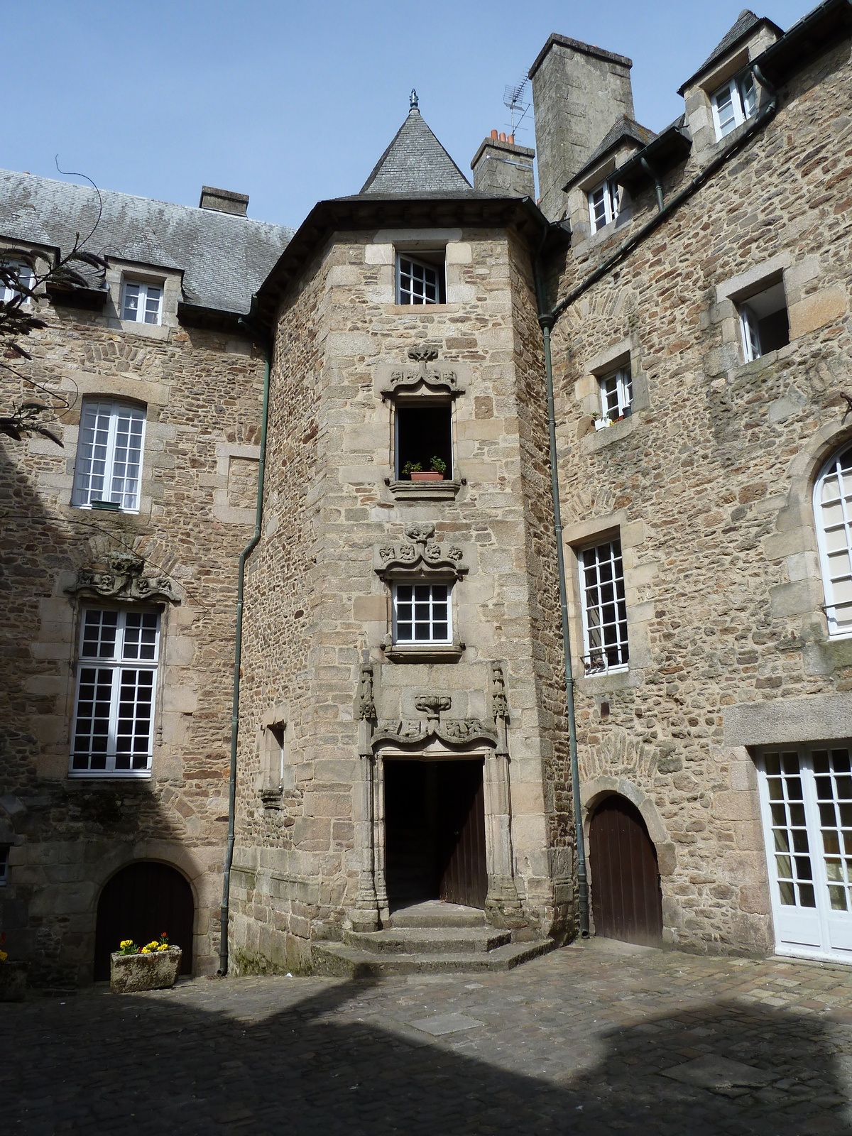 Picture France Dinan 2010-04 58 - Tourist Places Dinan