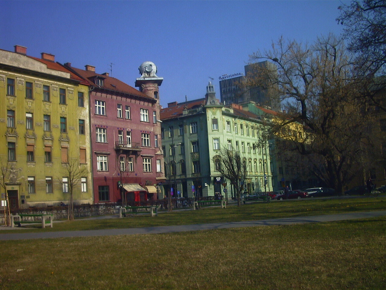 Picture Slovenia Ljubljana 2000-03 16 - Car Ljubljana